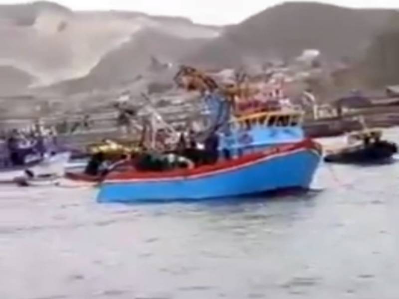 Coishco: Embarcación pesquera de madera se hunde tras ser embestida por barco de mayor tamaño 