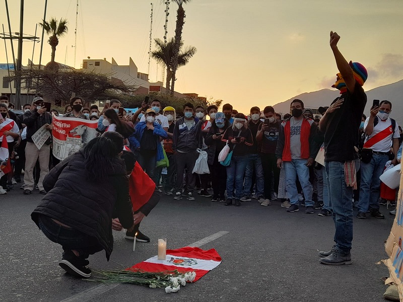 Chimbote: Rinden homenaje a jóvenes asesinados en marcha