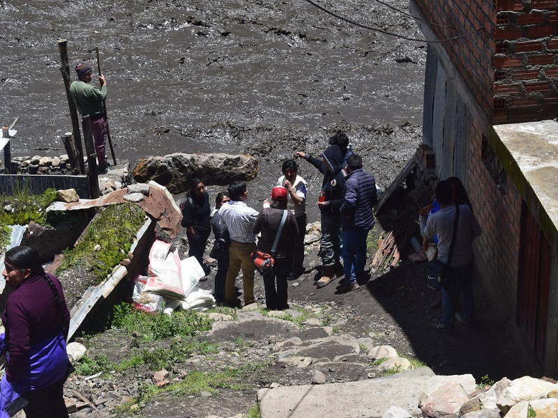 Áncash: desborde de río deja 50 viviendas inundadas en Huallanca