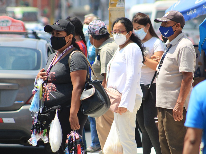 Día de la Mujer: Pandemia agrandó brechas que afectan a las mujeres