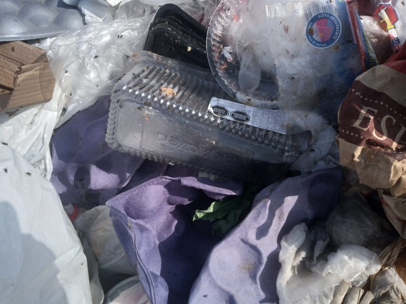 Chimbote: Multan a empresa contratada para botar basura de Plaza Vea