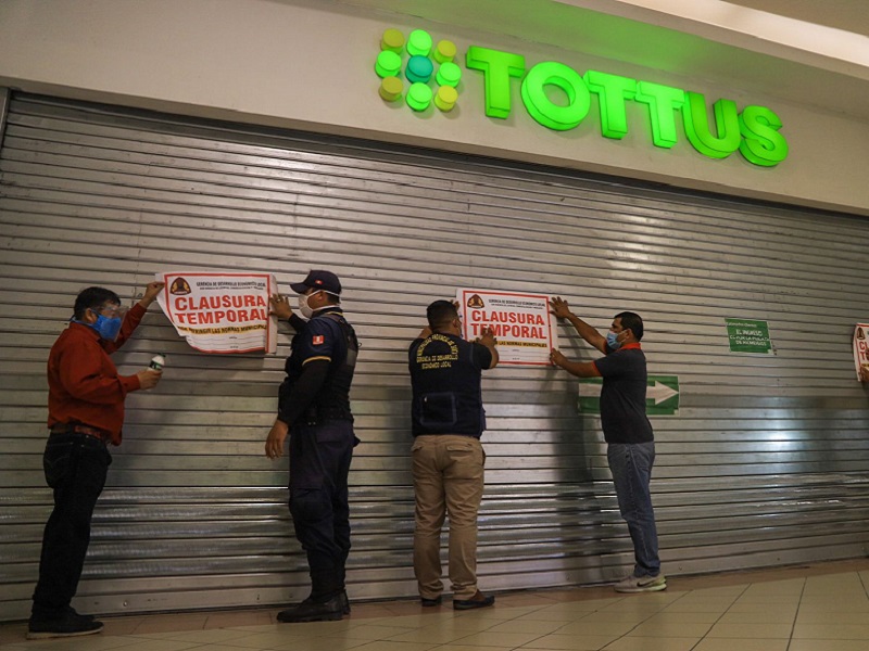 Chimbote: Clausuran a supermercado Tottus durante un mes